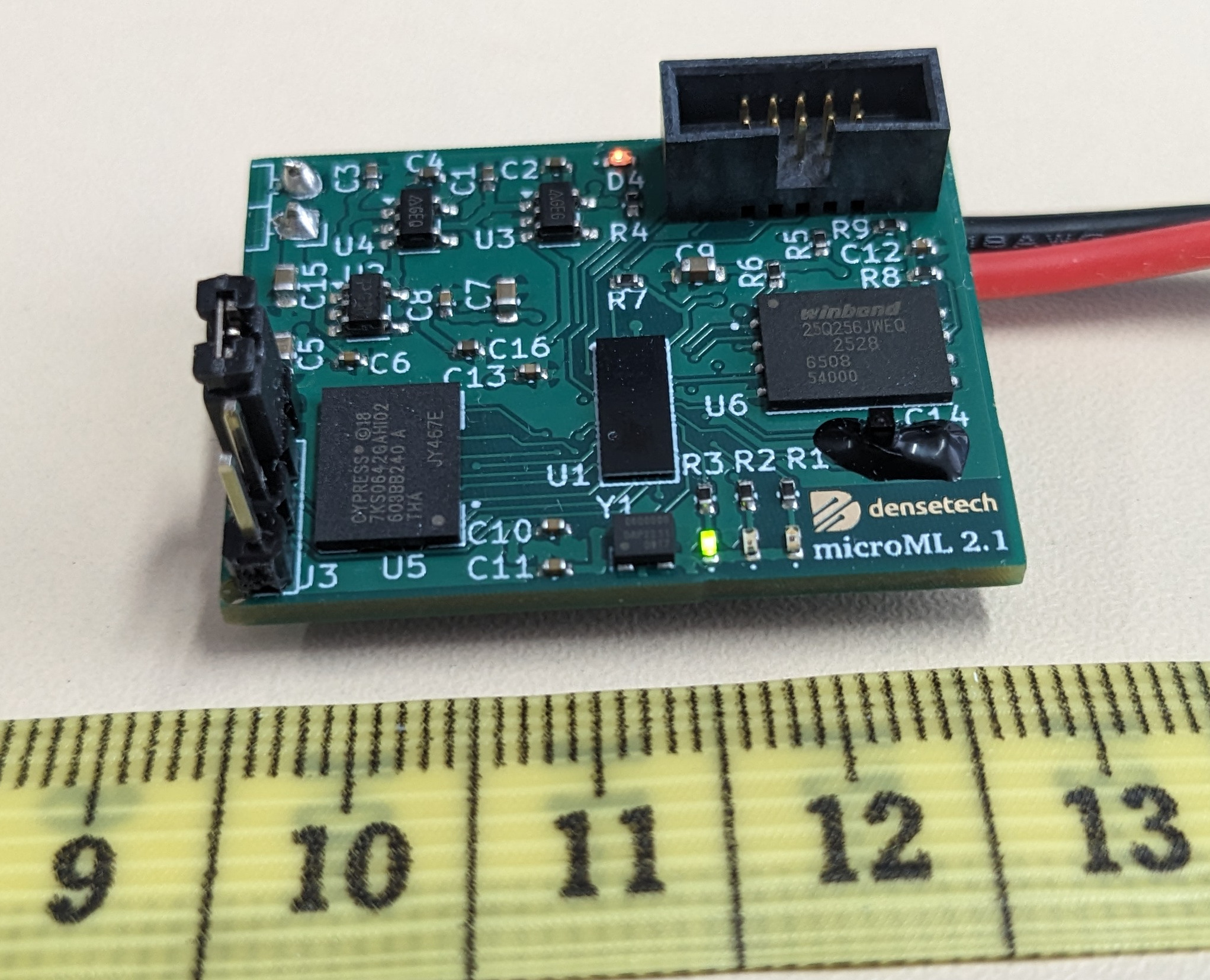microML v2.1 - Embedded ML Plattform, 32×24mm PCB mit Lattice CrossLink-NX FPGA